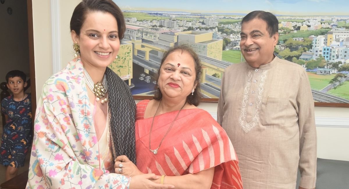 नागपुरमध्ये कंगना रणौतच्या 'एमर्जन्सी' चित्रपटासाठी नितीन गडकरी यांचे समर्थन; हा चित्रपट देशाच्या महत्त्वाच्या राजकीय घटनांवर आधारित आहे.